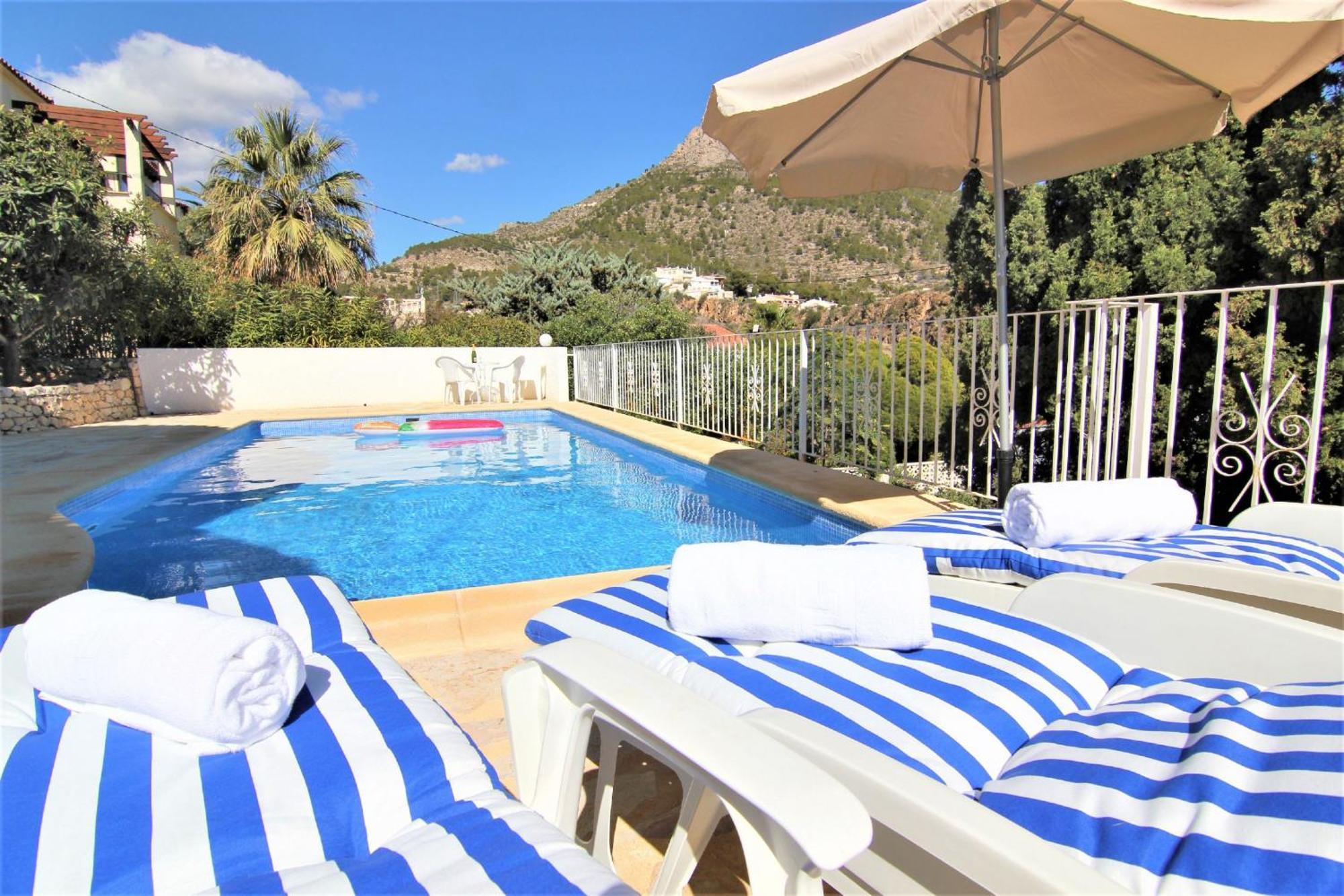 Amibarco Villa Калпе Екстериор снимка
